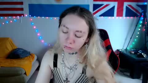 nica_kawaii online show from 03.13.26