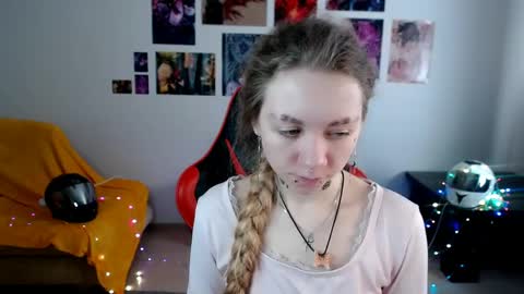 nica_kawaii online show from 04.05.26