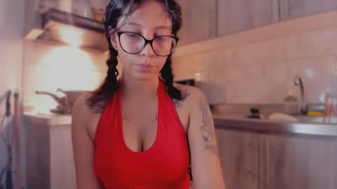 Snapshot of nice_day_ chatting on 12.15.25 day online show from 12.15.25