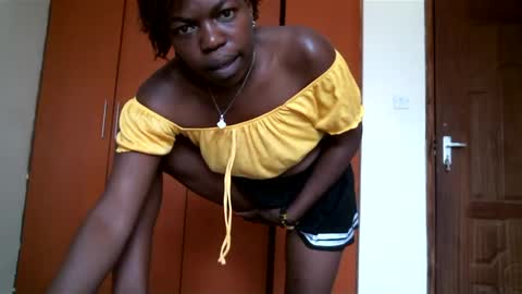Snapshot of niceass_95 chatting on 03.08.25 gabby online show from 03.08.25