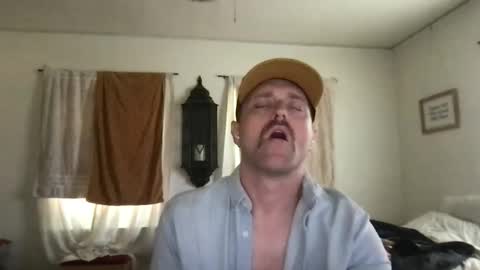 Snapshot of nicebuttniceguy chatting on 05.30.26 NiceButtNiceGuy online show from 05.30.26