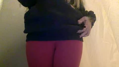 Snapshot of nicecolddrink2 chatting on 02.22.26 Amber online show from 02.22.26