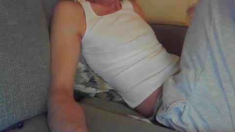 Snapshot of niceguyandrew chatting on 03.09.25 Andrew online show from 03.09.25