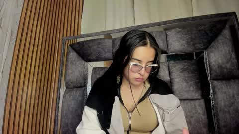 Luna online show from 11.30.25