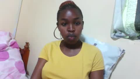 Snapshot of nicemillow chatting on 02.27.25 nicemillow online show from 02.27.25