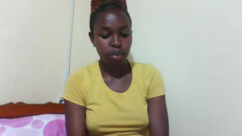 Snapshot of nicemillow chatting on 03.04.25 nicemillow online show from 03.04.25