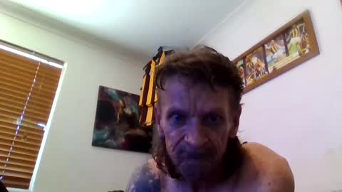 Snapshot of niceozziecockxxx chatting on 02.14.25 Sexiishaine online show from 02.14.25