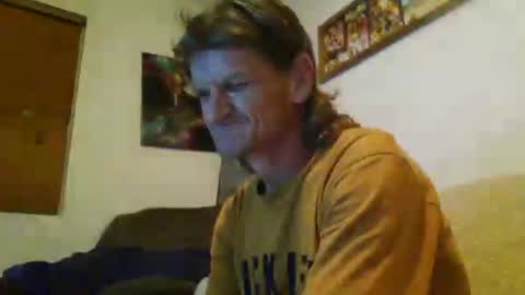 Snapshot of niceozziecockxxx chatting on 03.01.25 Sexiishaine online show from 03.01.25