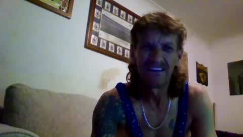 Snapshot of niceozziecockxxx chatting on 03.07.25 Sexiishaine online show from 03.07.25