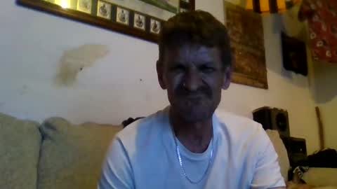 Snapshot of niceozziecockxxx chatting on 09.27.25 Sexiishaine online show from 09.27.25