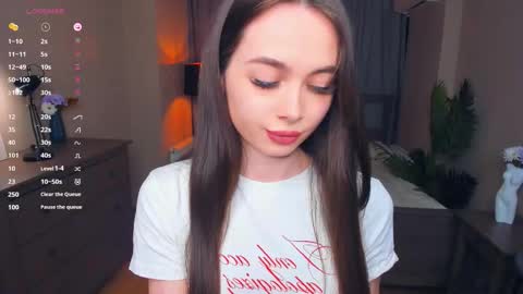 Nicole online show from 02.08.26