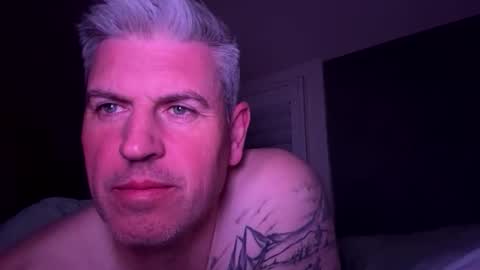 nick578320 online show from 11.21.25