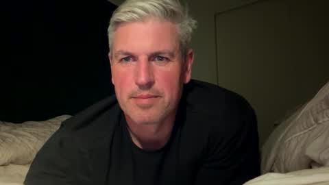 nick578320 online show from 04.21.26