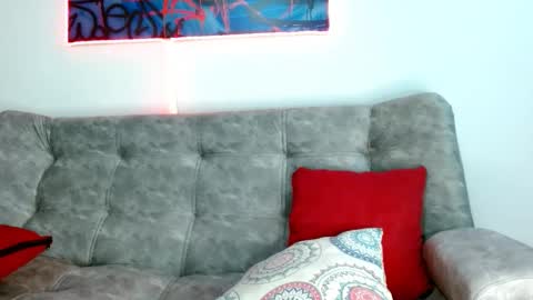 Snapshot of nick_orion chatting on 11.04.25 Nick online show from 11.04.25