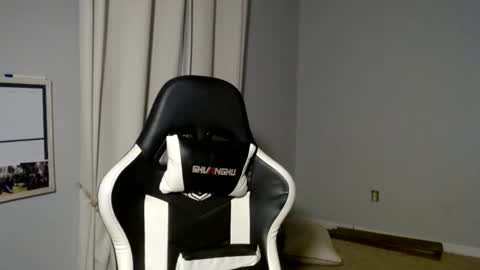 Cakedcouple  OF - Yourtattedcutie  qurlynfit online show from 12.26.24