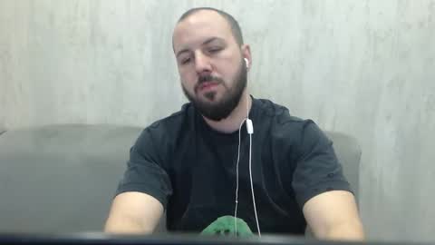 Snapshot of nickolas22 chatting on 12.03.25 Julian online show from 12.03.25