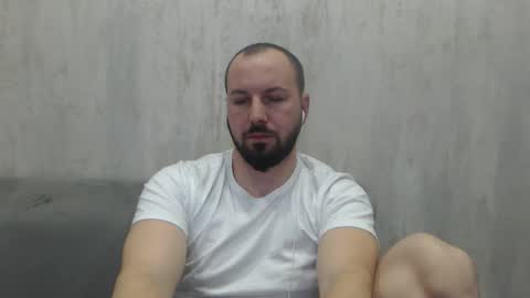 Snapshot of nickolas22 chatting on 12.13.25 Julian online show from 12.13.25