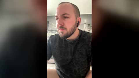 Snapshot of nickolas22 chatting on 03.04.26 Julian online show from 03.04.26