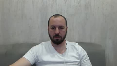Julian online show from 05.03.26