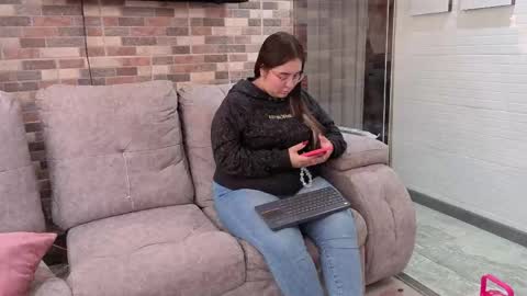 Snapshot of nicky_as chatting on 05.12.26 nicky_as online show from 05.12.26
