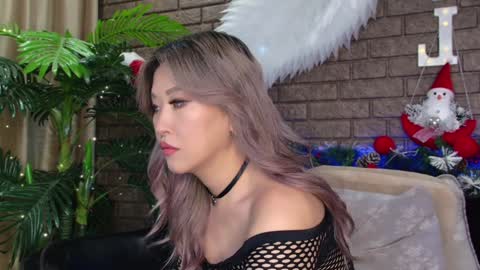 Snapshot of nicky_owl chatting on 01.06.25 Today is my 41st birthday  And in 2 hours Im waiting for you on the stream Stock up on tokens and a good mood Nicky online show from 01.06.25