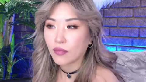 Snapshot of nicky_owl chatting on 02.22.25 Today is my 41st birthday  And in 2 hours Im waiting for you on the stream Stock up on tokens and a good mood Nicky online show from 02.22.25