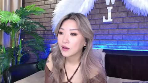 Snapshot of nicky_owl chatting on 03.01.25 Today is my 41st birthday  And in 2 hours Im waiting for you on the stream Stock up on tokens and a good mood Nicky online show from 03.01.25