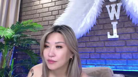 Snapshot of nicky_owl chatting on 03.09.25 Today is my 41st birthday  And in 2 hours Im waiting for you on the stream Stock up on tokens and a good mood Nicky online show from 03.09.25