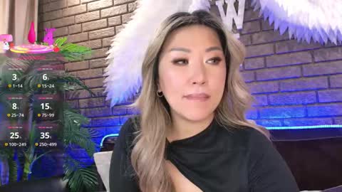 Snapshot of nicky_owl chatting on 09.29.25 Today is my 41st birthday  And in 2 hours Im waiting for you on the stream Stock up on tokens and a good mood Nicky online show from 09.29.25