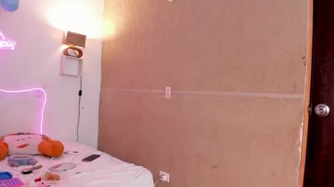 Snapshot of nicky_teem chatting on 01.21.25 nicky_teem online show from 01.21.25