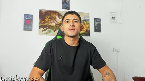 Snapshot of nicky_vance chatting on 12.23.24 nicky online show from 12.23.24