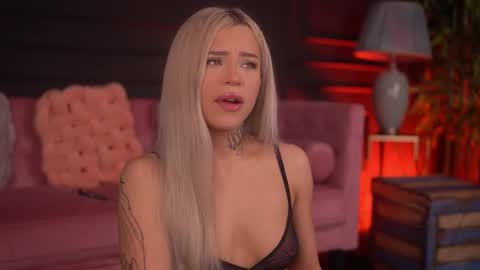 Nicky online show from 11.24.25