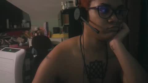 nickythehawtie online show from 04.15.26