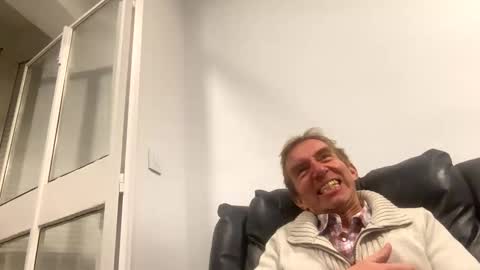 Snapshot of nico181969 chatting on 02.07.25 Nico online show from 02.07.25