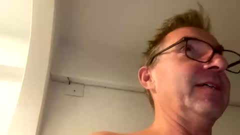 Nico online show from 11.10.25