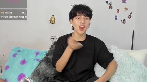 Snapshot of nico_nico_xd chatting on 01.12.25 Nico  online show from 01.12.25