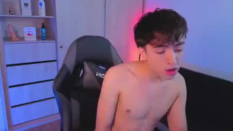 Nicolas online show from 10.02.25