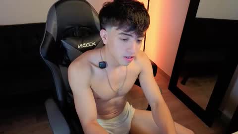 Snapshot of nicoisonline chatting on 03.16.26 Nicolas online show from 03.16.26