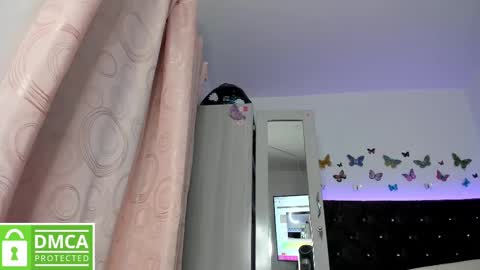 Nicole online show from 02.22.25