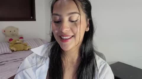 Snapshot of nicol_banner chatting on 11.27.25 nicol_banner online show from 11.27.25