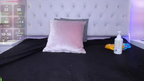 Nicol  online show from 09.13.25