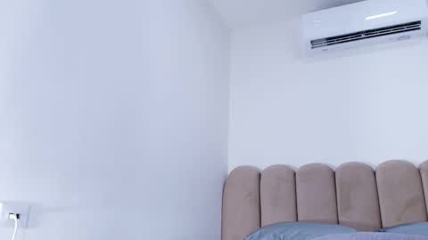 Snapshot of nicol_ferrer chatting on 01.10.26 Nicol online show from 01.10.26