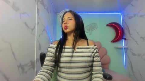 nicol_ross19 online show from 01.19.26