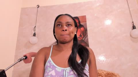 Snapshot of nicol_villa_ chatting on 01.17.25 Nicol Villa online show from 01.17.25