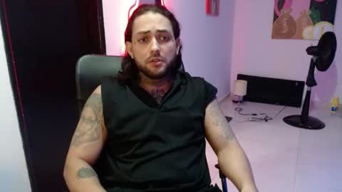 Snapshot of nicolas_torres99 chatting on 12.17.24 nicolas online show from 12.17.24