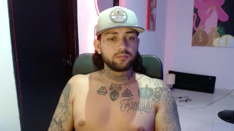 Snapshot of nicolas_torres99 chatting on 12.21.24 nicolas online show from 12.21.24