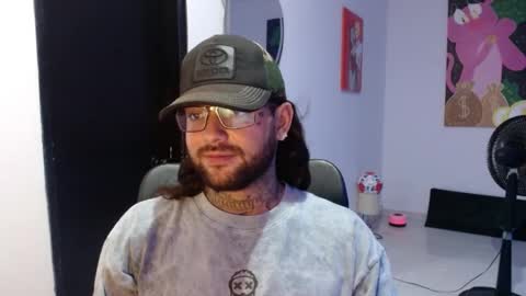 Snapshot of nicolas_torres99 chatting on 12.25.24 nicolas online show from 12.25.24