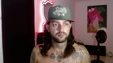 Snapshot of nicolas_torres99 chatting on 01.04.25 nicolas online show from 01.04.25