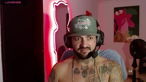 Snapshot of nicolas_torres99 chatting on 01.19.25 nicolas online show from 01.19.25