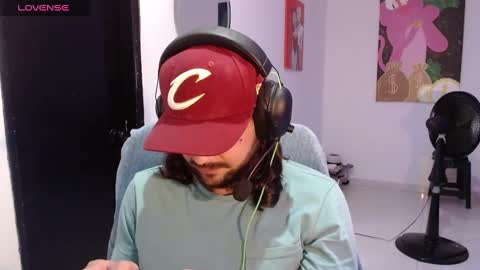 Snapshot of nicolas_torres99 chatting on 01.21.25 nicolas online show from 01.21.25